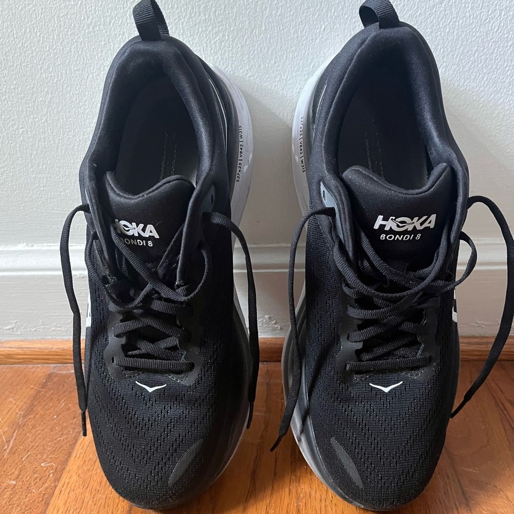 Men’s hoka bondi size 12